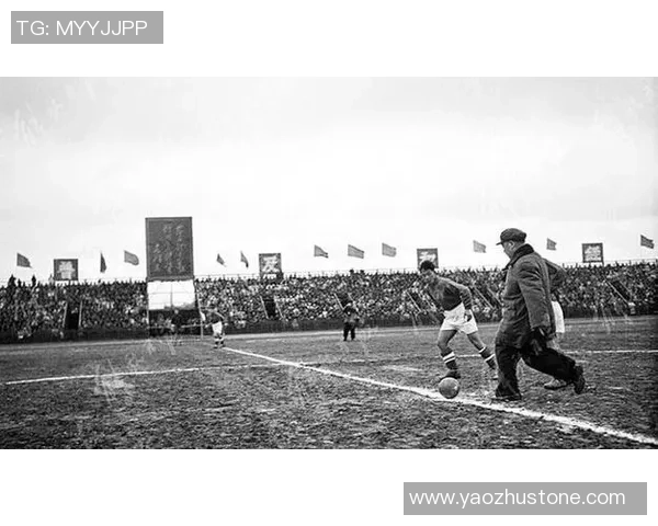 上海足球队的辉煌历程与总决赛背后的成长与奋斗故事 上海足球队的辉煌历程与总决赛背后的成长与奋斗故事